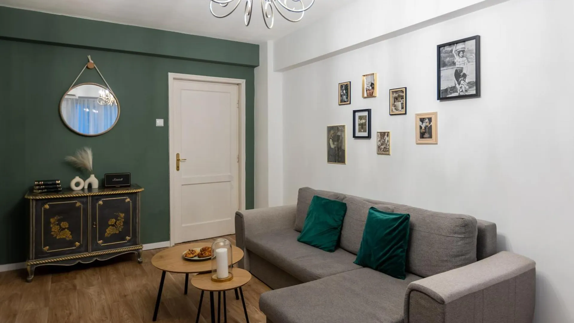 Splendid Historical Smarald 2 Bedroom Old Town Bucharest 0*,